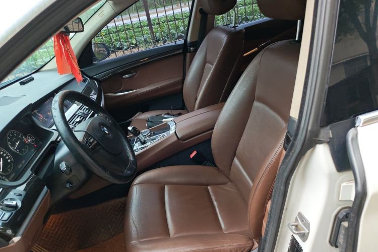 Used BMW 5 Series GT 2015 528i Leading Model Left Front Seat