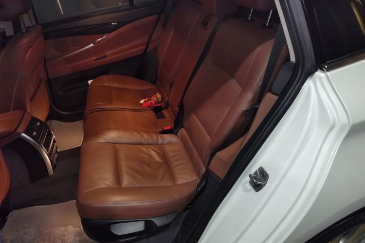 Used BMW 5 Series GT 2015 528i Leading Model Left Rear Seat