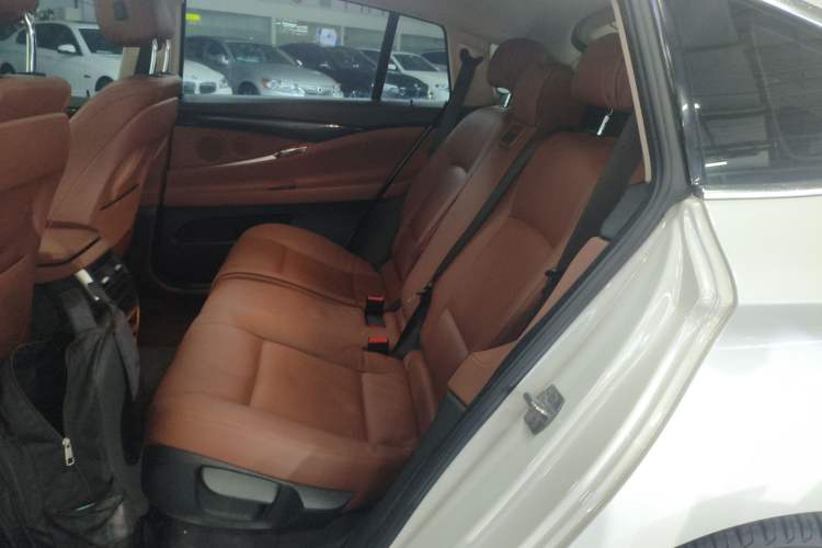 Used BMW 5 Series GT 2015 528i Leading Model Left Rear Seat