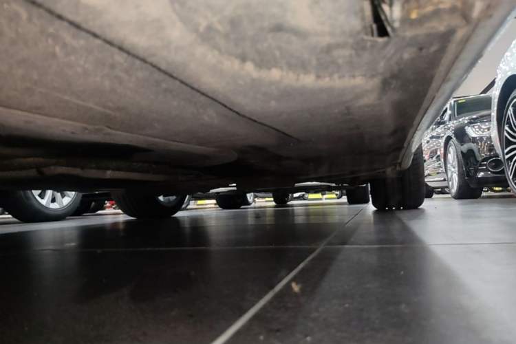 Used BMW 5 Series GT 2015 535i xDrive Left Side Sill