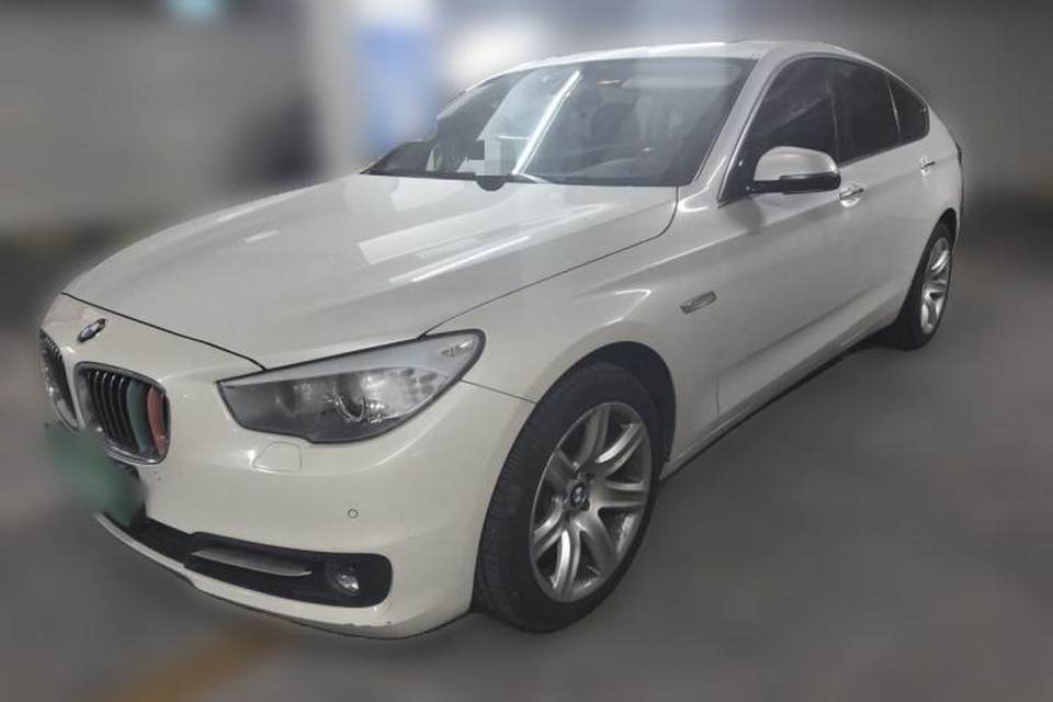 BMW 5 Series GT 2015