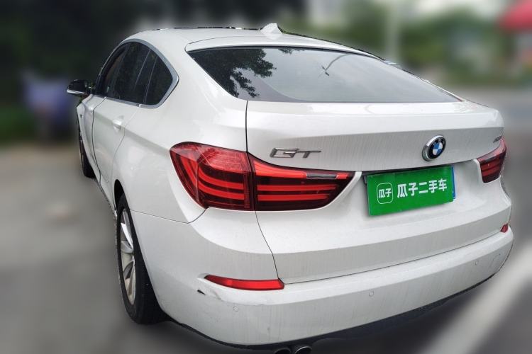Used BMW 5 Series GT 2015 528i Leading Model Rear Left 45 Deg