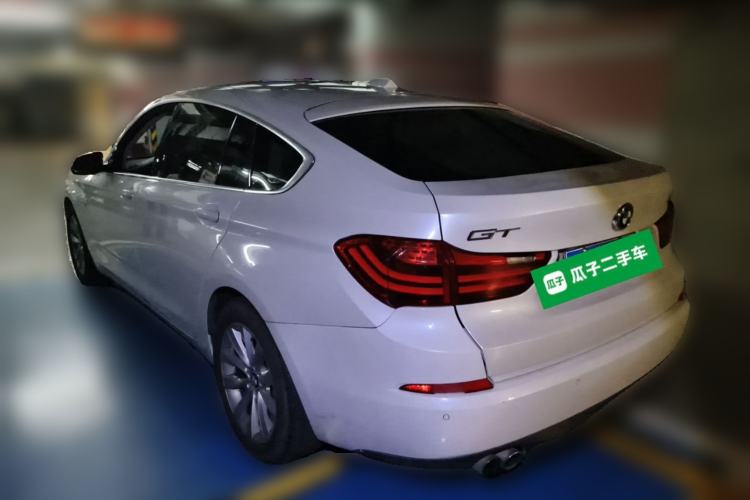 Used BMW 5 Series GT 2015 528i Leading Model Rear Left 45 Deg