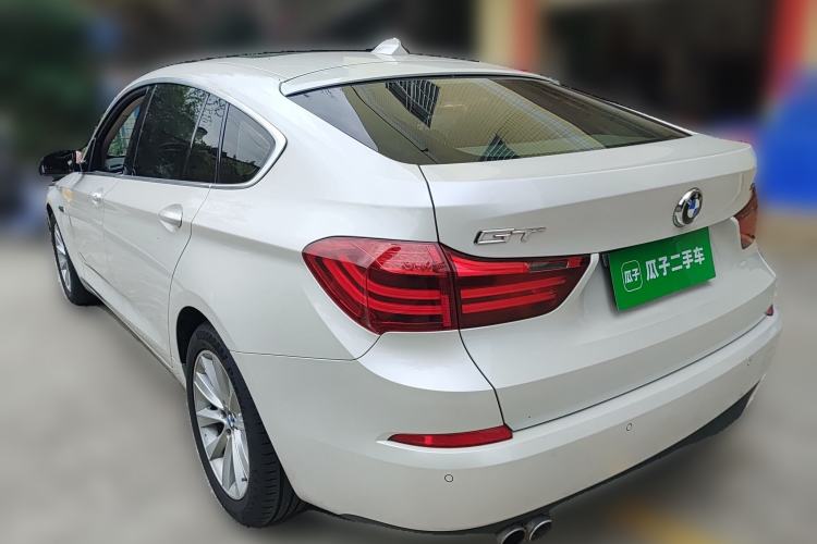 Used BMW 5 Series GT 2015 528i Leading Model Rear Left 45 Deg
