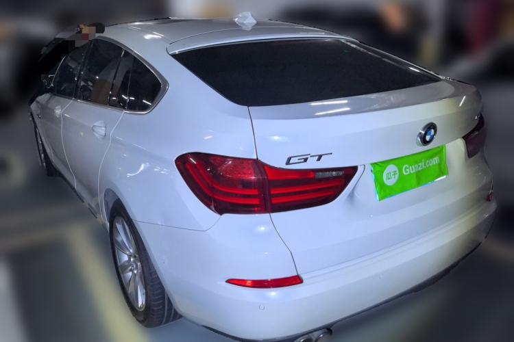 Used BMW 5 Series GT 2015 528i Leading Model Rear Left 45 Deg
