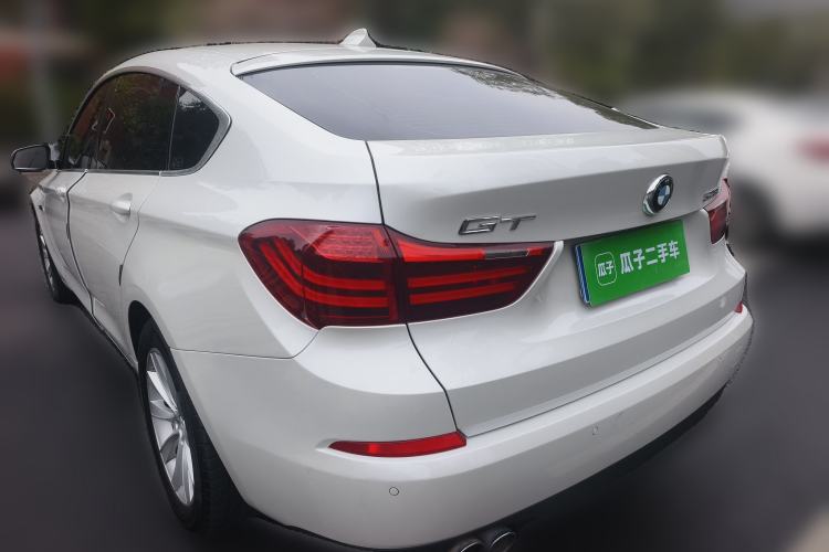 Used BMW 5 Series GT 2015 528i Leading Model Rear Left 45 Deg