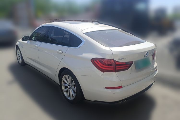 Used BMW 5 Series GT 2015 528i Leading Model Rear Left 45 Deg