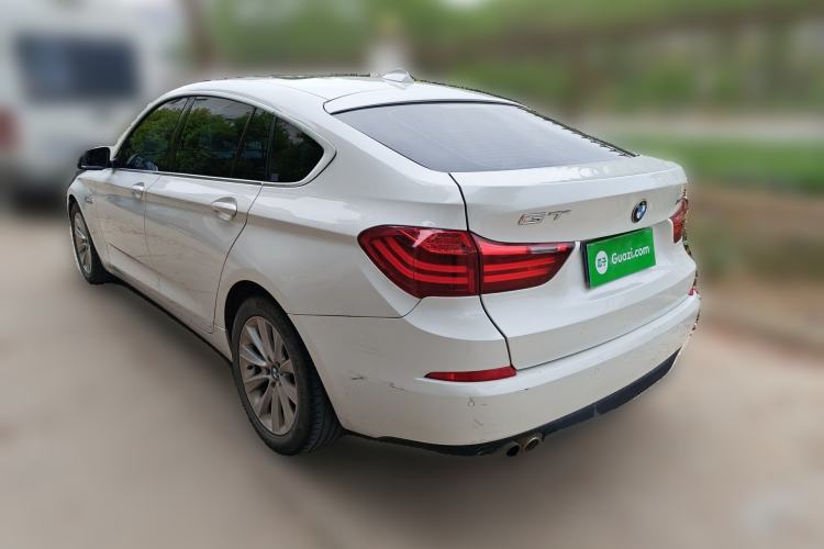 Used BMW 5 Series GT 2015 528i Leading Model Rear Left 45 Deg
