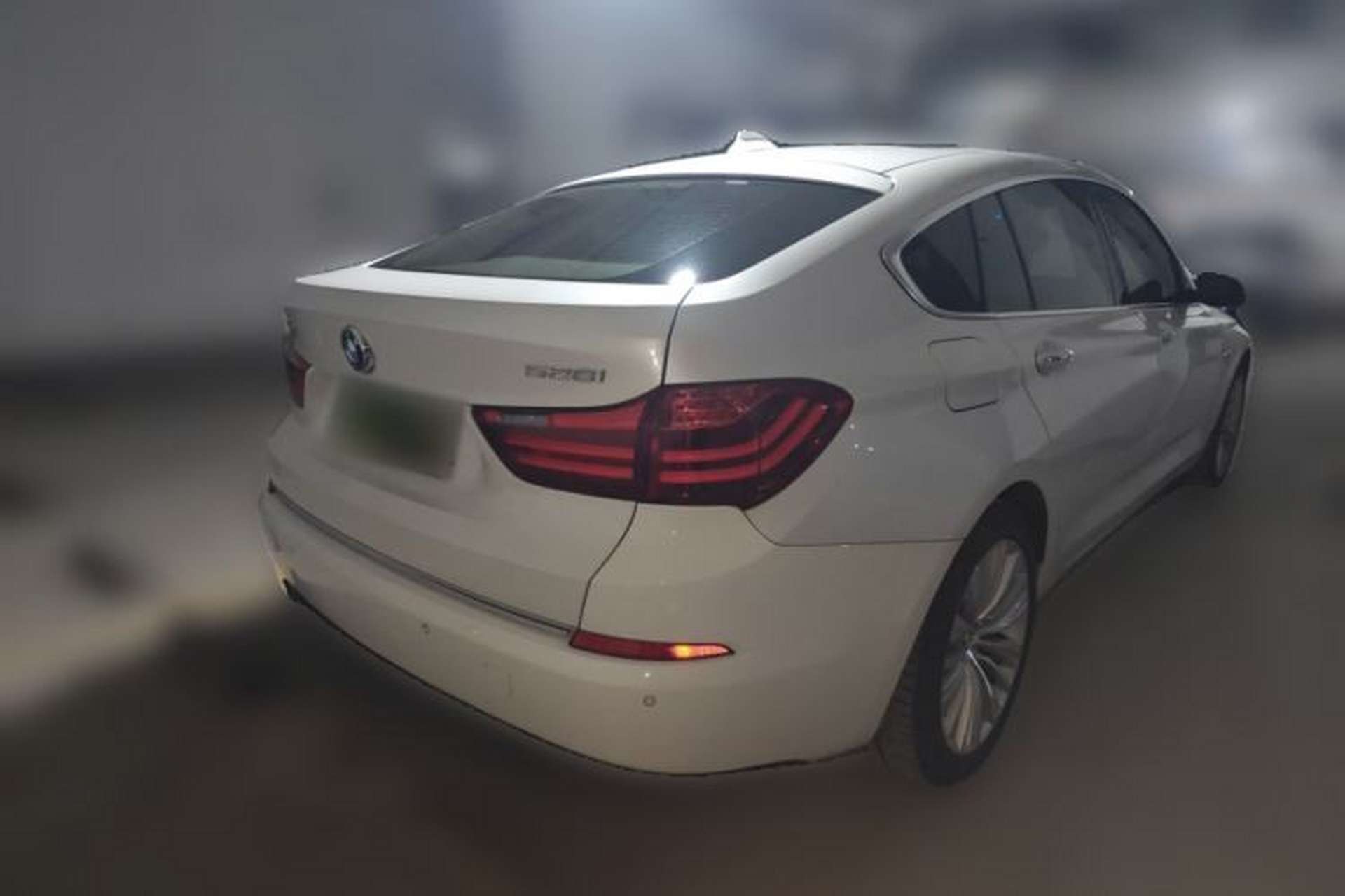 Used BMW 5 Series GT 2015 528i Luxury Edition Rear Right 45 Deg