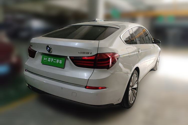 Used BMW 5 Series GT 2015 528i Luxury Edition Rear Right 45 Deg