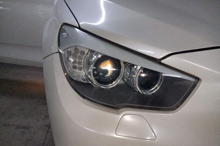 Used BMW 5 Series GT 2015 528i Leading Model Right Front Headlight