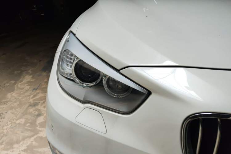 Used BMW 5 Series GT 2015 528i Luxury Edition Right Front Headlight