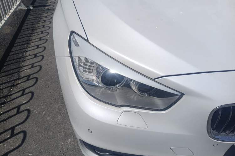 Used BMW 5 Series GT 2015 528i Leading Model Right Front Headlight