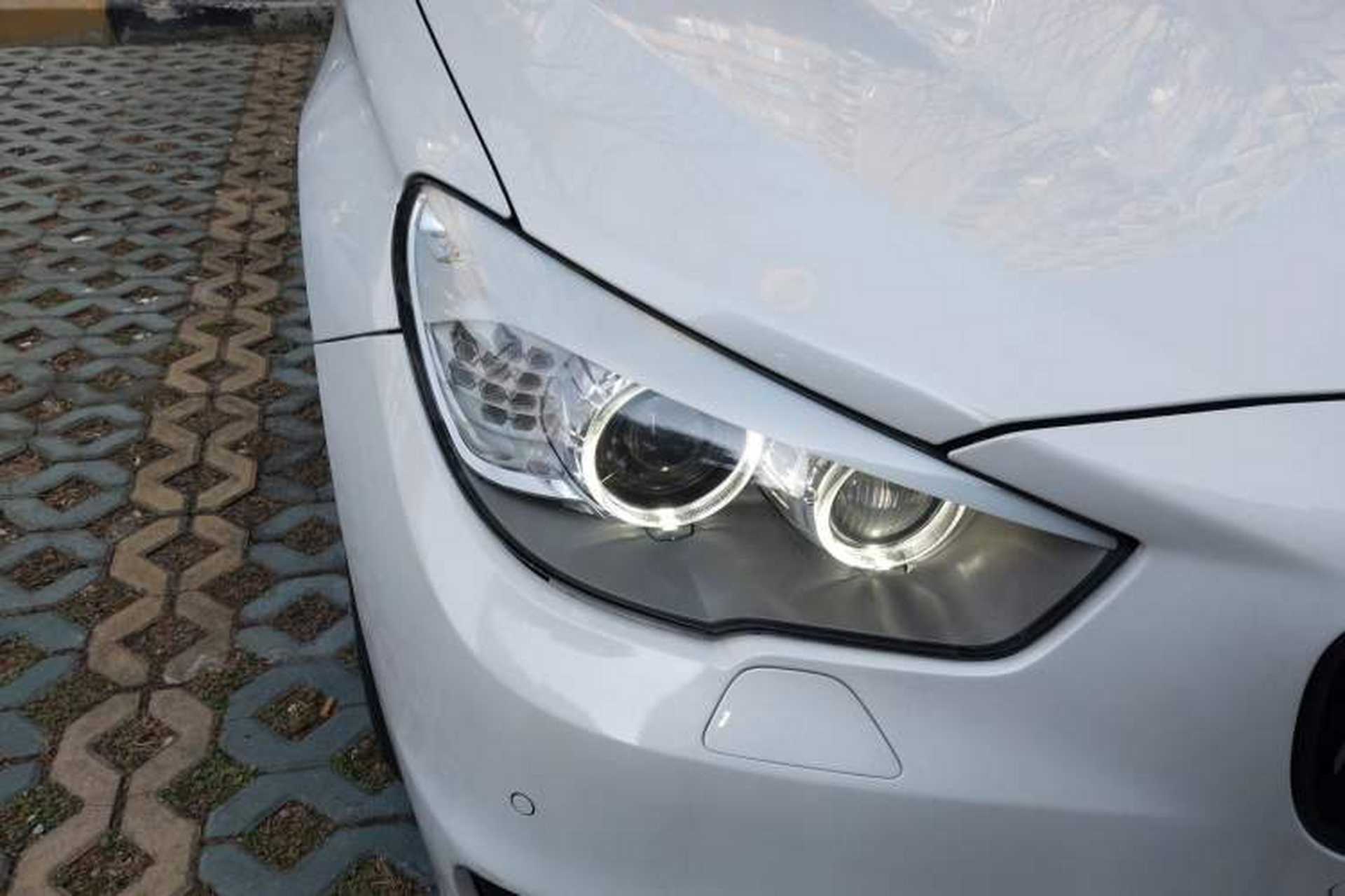 Used BMW 5 Series GT 2015 528i Luxury Edition Right Front Headlight