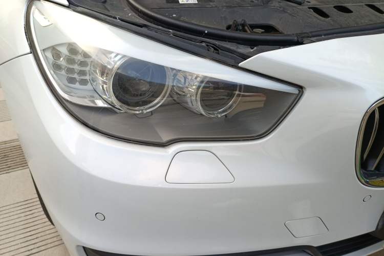 Used BMW 5 Series GT 2015 528i Leading Model Right Front Headlight
