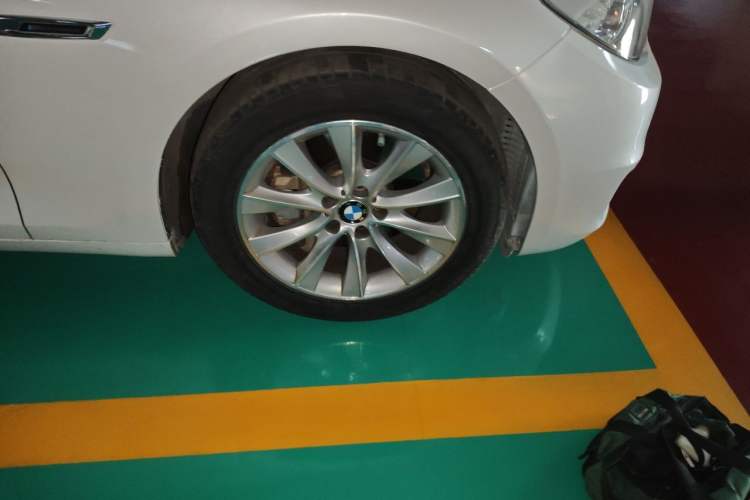 Used BMW 5 Series GT 2015 528i Leading Model Right Front Wheel Hub