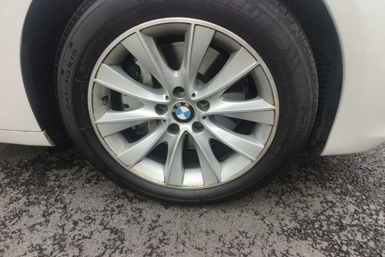 Used BMW 5 Series GT 2015 528i Leading Model Right Front Wheel Hub