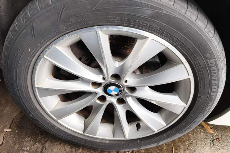 Used BMW 5 Series GT 2015 528i Luxury Edition Right Front Wheel Hub