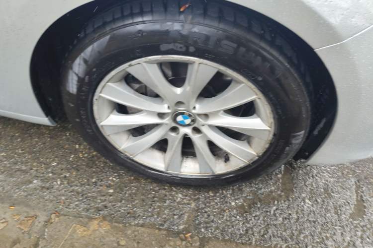 Used BMW 5 Series GT 2015 528i Leading Model Right Front Wheel Hub