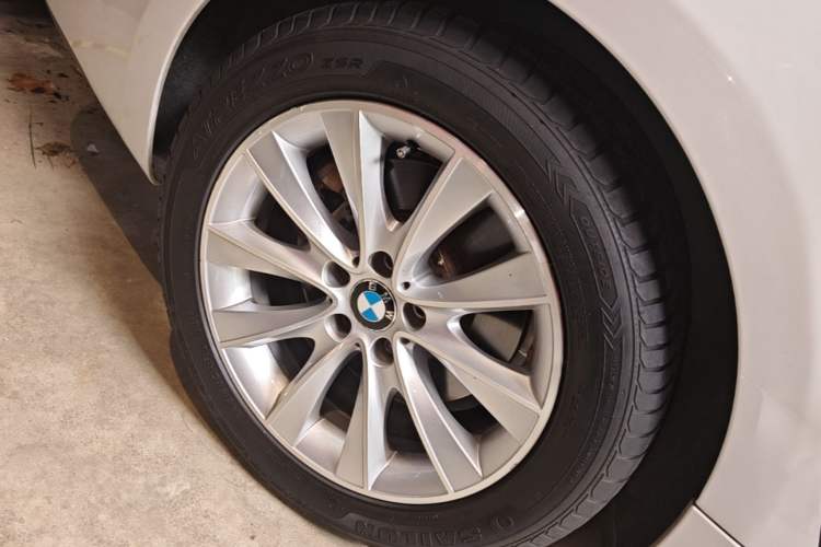 Used BMW 5 Series GT 2015 528i Leading Model Right Rear Wheel Hub