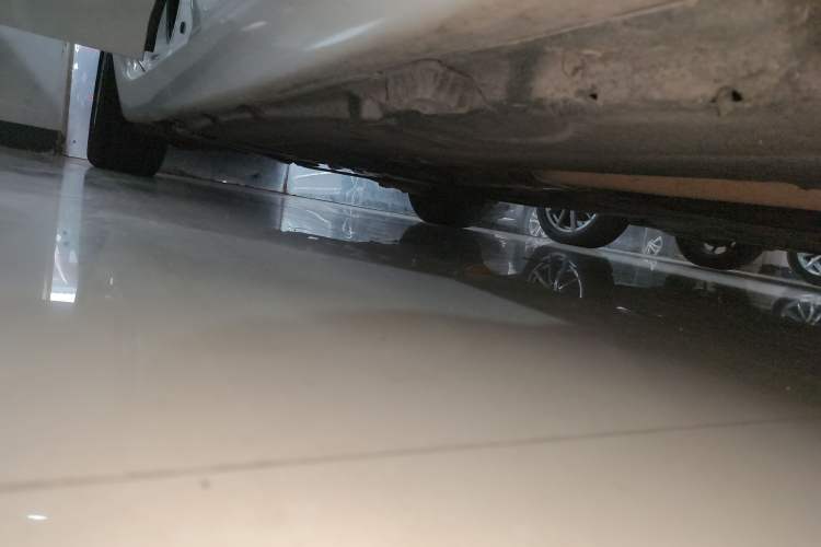 Used BMW 5 Series GT 2015 528i Leading Model Right Side Sill