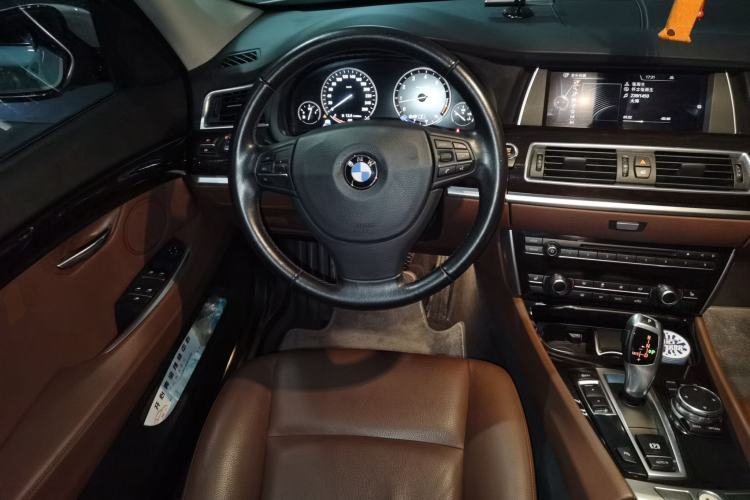 Used BMW 5 Series GT 2015 528i Leading Model Steering Wheel
