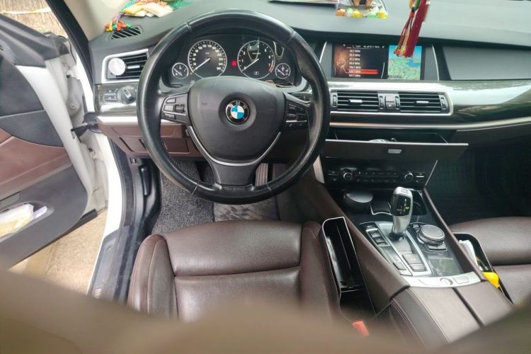Used BMW 5 Series GT 2015 528i Luxury Edition Steering Wheel