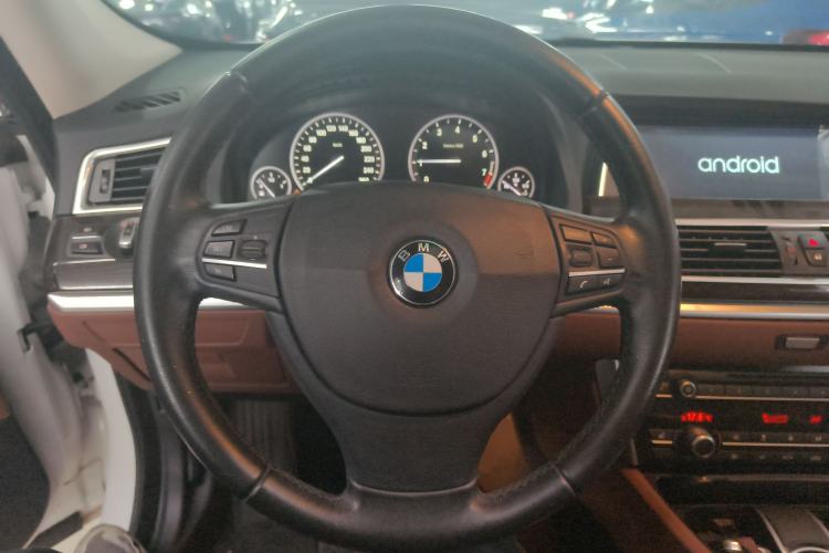Used BMW 5 Series GT 2015 528i Leading Model Steering Wheel