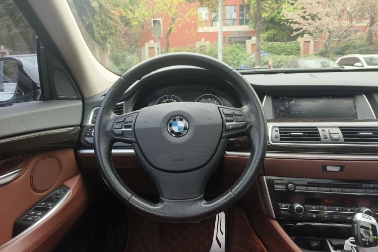 Used BMW 5 Series GT 2015 528i Leading Model Steering Wheel