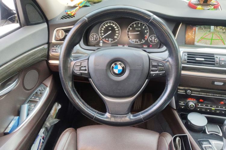 Used BMW 5 Series GT 2015 528i Luxury Edition Steering Wheel