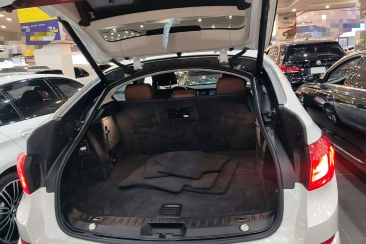 Used BMW 5 Series GT 2015 535i xDrive Trunk