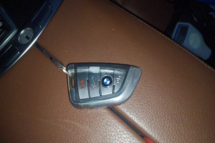 Used BMW 5 Series GT 2015 528i Leading Model Vehicle Key