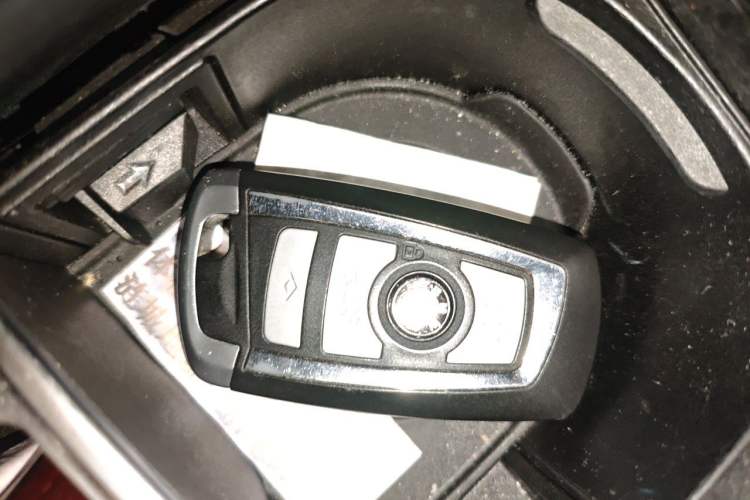 Used BMW 5 Series GT 2015 528i Leading Model Vehicle Key