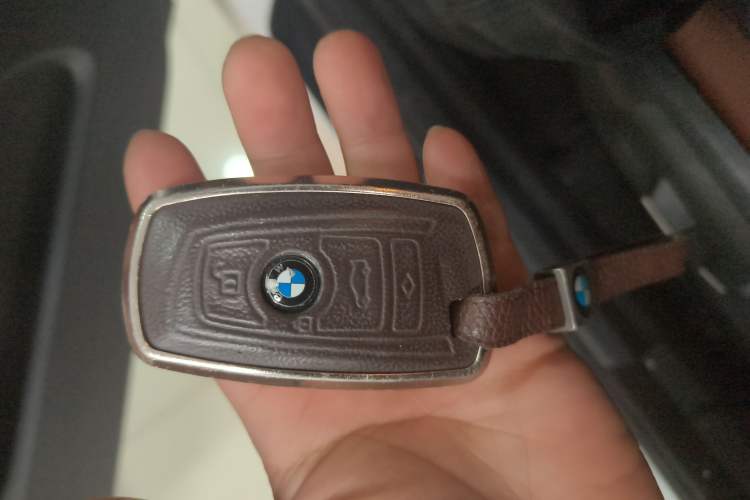 Used BMW 5 Series GT 2015 528i Leading Model Vehicle Key