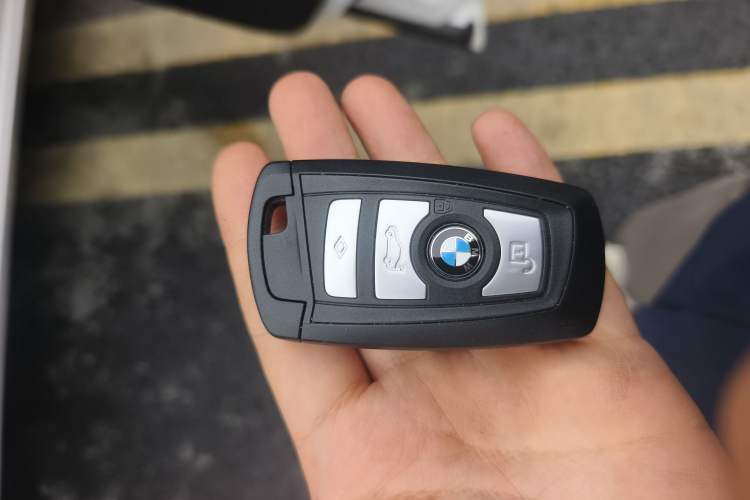 Used BMW 5 Series GT 2015 528i Leading Model Vehicle Key