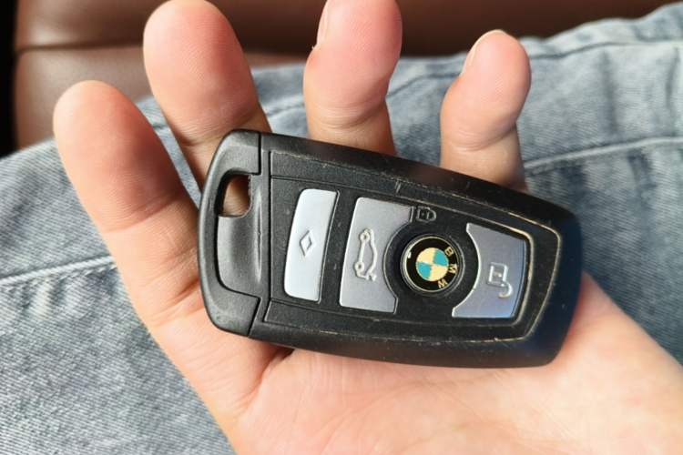 Used BMW 5 Series GT 2015 528i Luxury Edition Vehicle Key