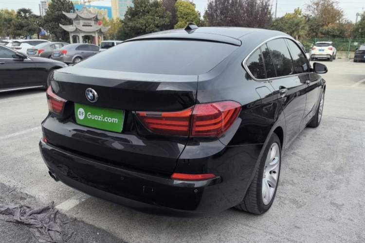 Used BMW 5 Series GT 2017 528i Leading Model Exterior 5