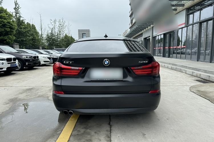 Used BMW 5 Series GT 2017 528i Leading Model Exterior 6