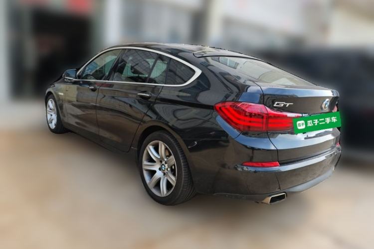 Used BMW 5 Series GT 2017 528i Leading Model Rear Left 45 Deg