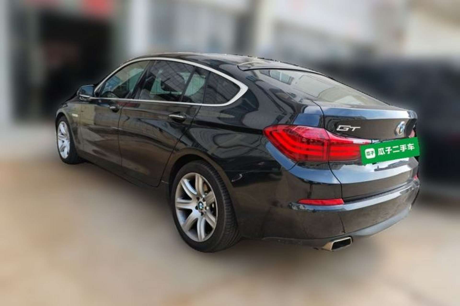 Used BMW 5 Series GT 2017 528i Leading Model Rear Left 45 Deg