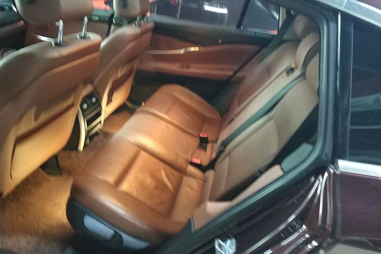 Used BMW 5 Series GT 2017 528i Leading Model Left Rear Seat