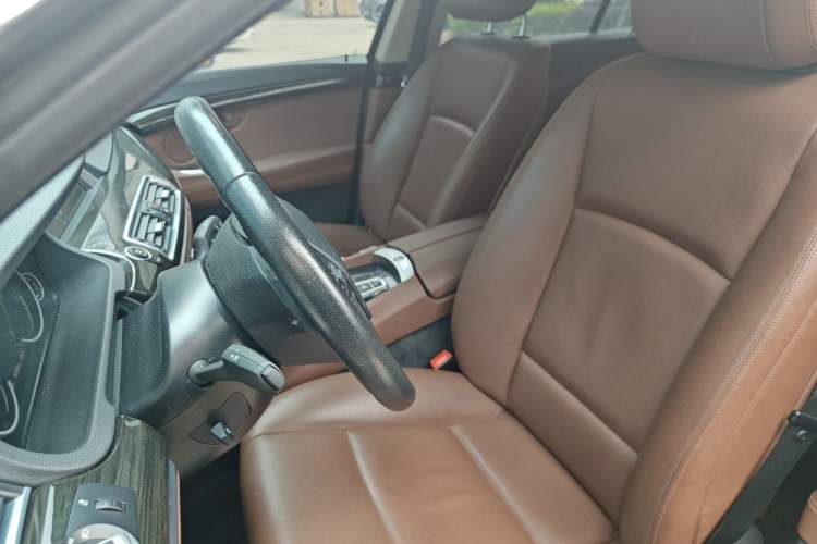 Used BMW 5 Series GT 2017 528i Leading Model Left Front Seat