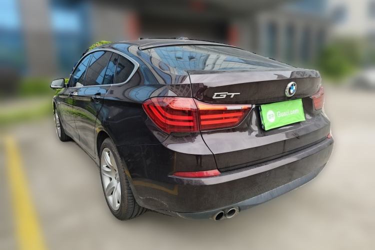 Used BMW 5 Series GT 2017 528i Leading Model Rear Left 45 Deg
