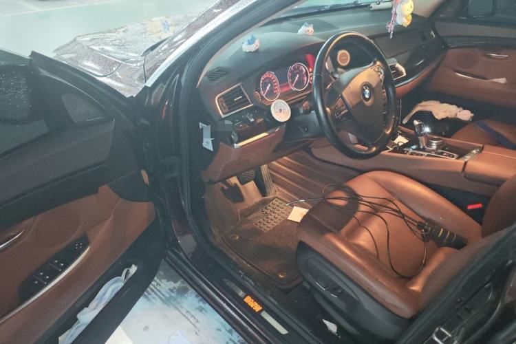 Used BMW 5 Series GT 2017 528i Leading Model Driver Seat
