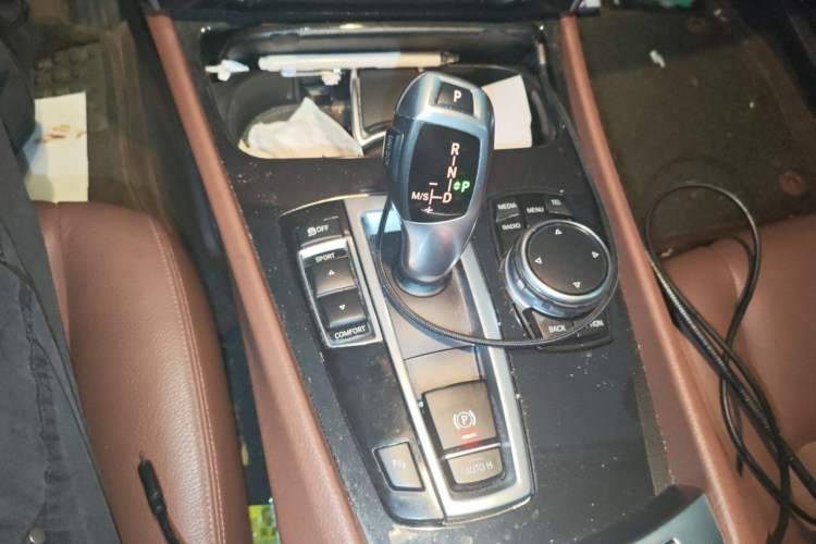 Used BMW 5 Series GT 2017 528i Leading Model Gear Lever