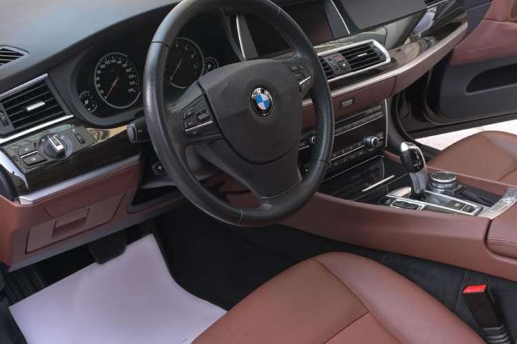 Used BMW 5 Series GT 2017 528i Leading Model Left Front Seat
