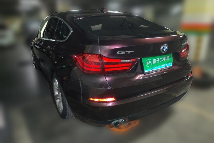 Used BMW 5 Series GT 2017 528i Leading Model Rear Left 45 Deg