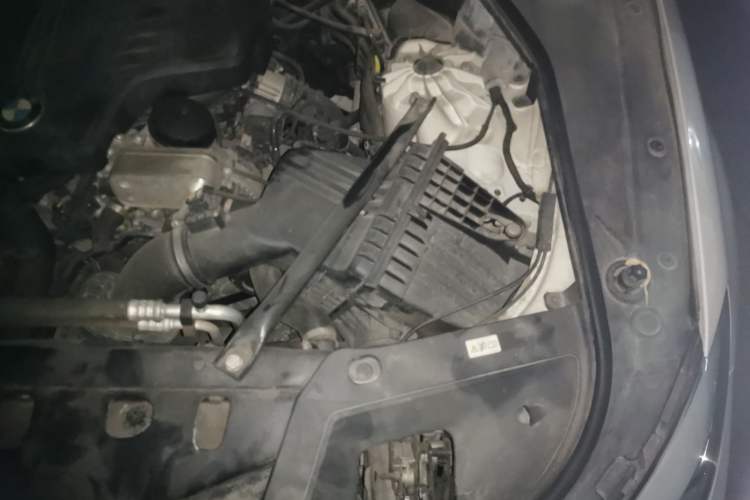 Used BMW 5 Series GT 2017 528i Leading Model Engine Bay Left