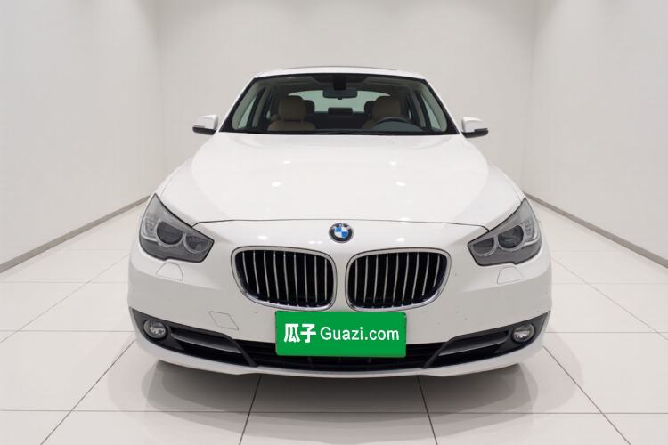 Used BMW 5 Series GT 2017 528i Leading Model Exterior 1