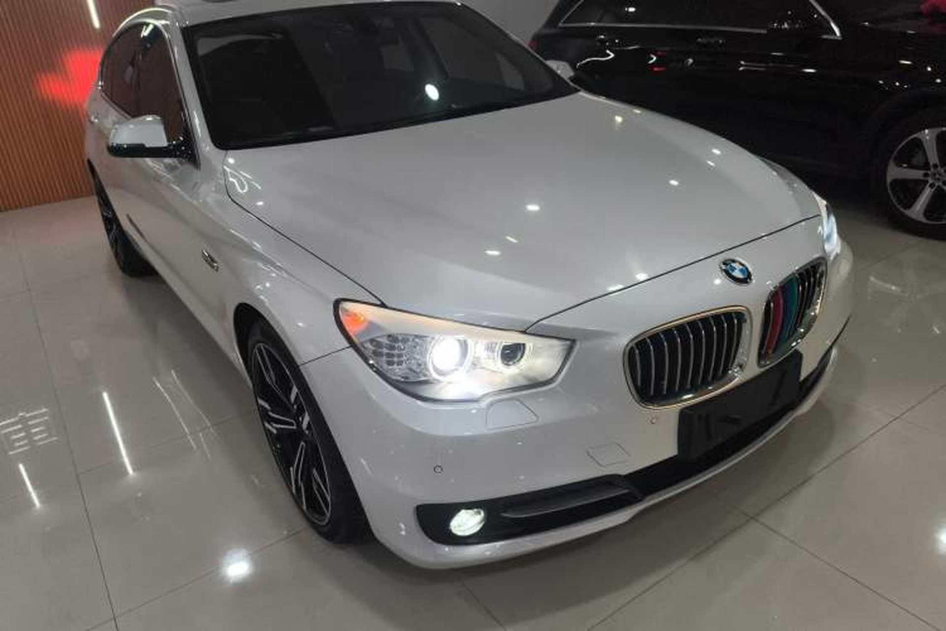 Used BMW 5 Series GT 2017 528i Leading Model Exterior 2